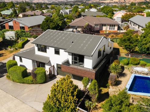 98 Mount Iron Drive, Wanaka