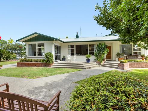 22 Goulter Street, Clive