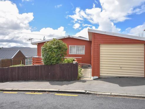 10 Mccrea Street, Mornington