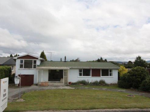14 Farm Street, Lumsden