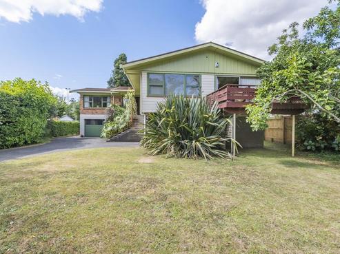 40 Beach Road, Pahurehure