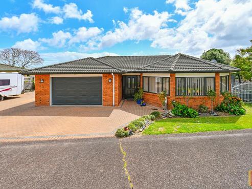 17 Castlehill Court, Wattle Downs