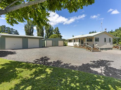 18 Churchill Crescent, Shannon