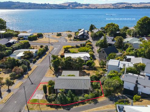 2/6 Kowhai Road, Rainbow Point