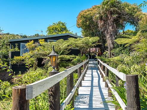 49 Hamilton Road, Surfdale