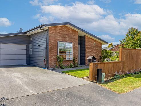 2/56 Gladson Avenue, Sockburn