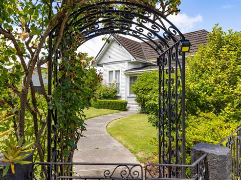80 Fisher Avenue, Beckenham