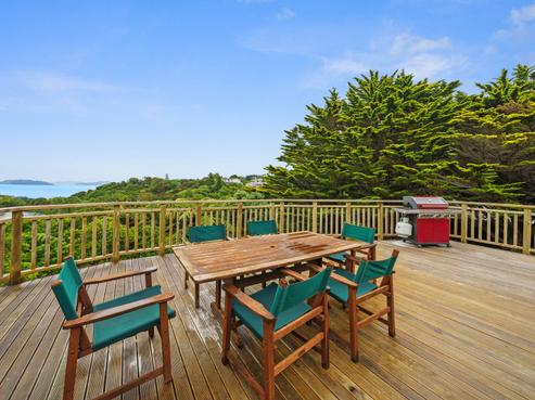 93 Dowse Drive, Maungaraki