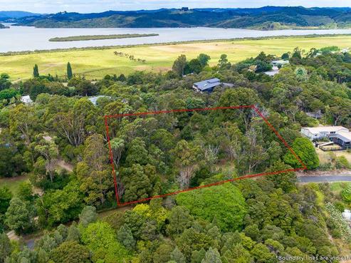 66 Manning Street, Rawene