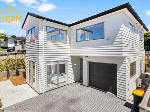 142 Prince Regent Drive, Half Moon Bay
