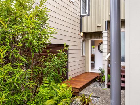 8/216 Manuka Road, Bayview