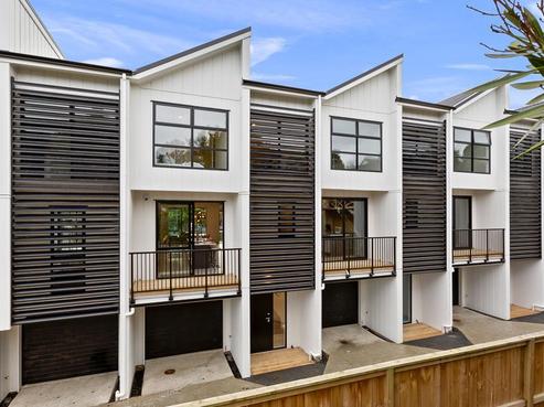 719 Beach Road, Browns Bay