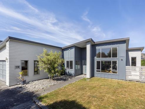 22 Sumner Terrace, Aotea