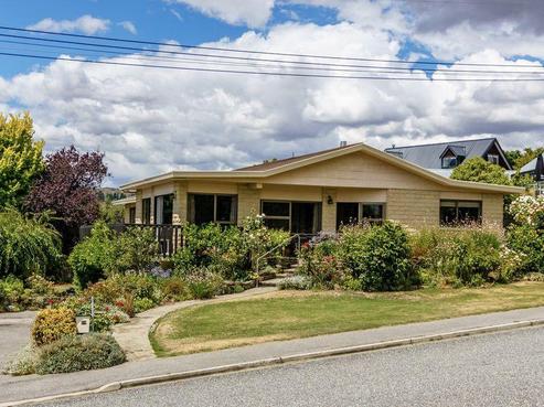 74 Aronui Road, Alexandra