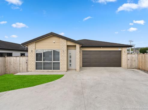 208 Clevedon Road, Papakura