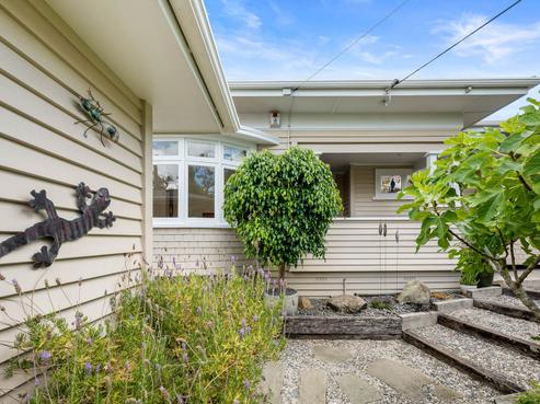 1/5 Northumberland Avenue, Hauraki