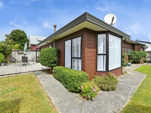 2/189 Knights Road, Lower Hutt