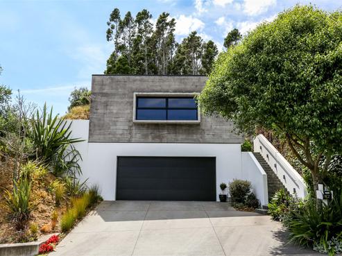 82 Karamea Street, Whalers Gate