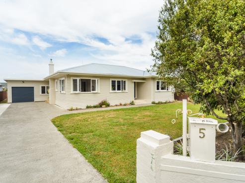 5 Grey Street, Feilding
