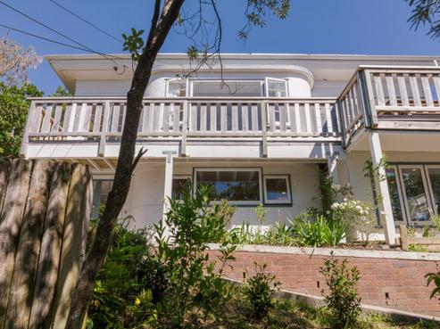 17 Wyndrum Avenue, Waterloo