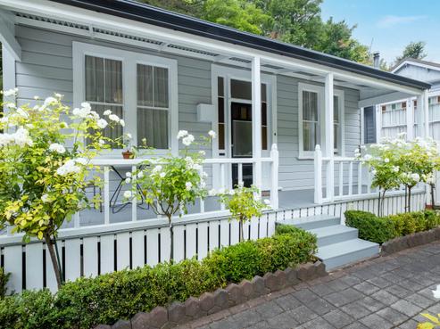 107 Shakespeare Road, Napier Hill