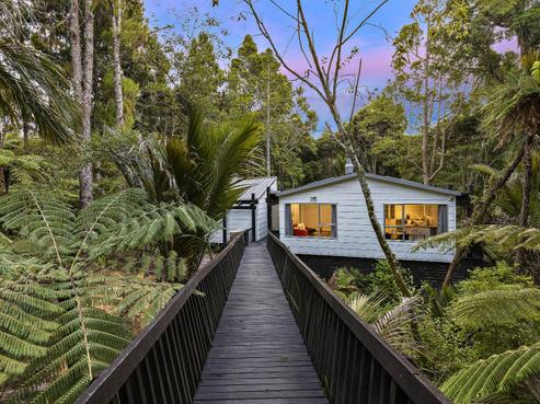 16 Napuka Road, Henderson Valley