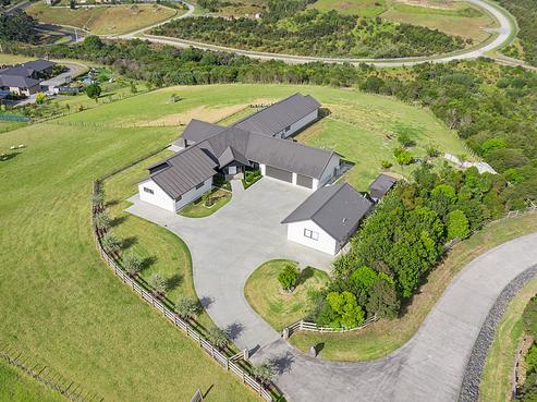 290 Whitford Park Road, Whitford