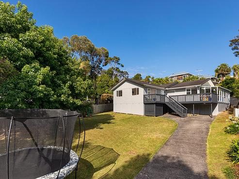 36 Lemnos Place, Titirangi
