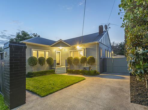 74 Renfrew Avenue, Sandringham