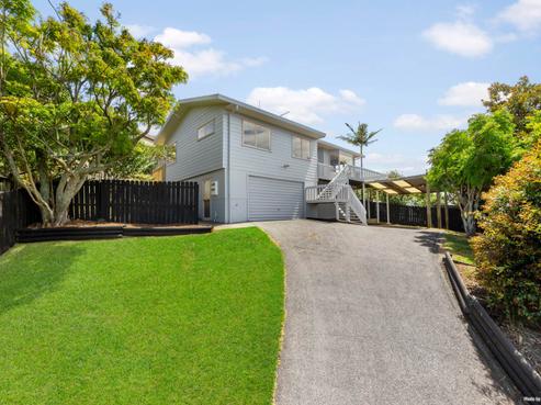 7 Camilla Grove, Totara Vale