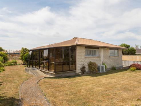 46 Ruahine Street, Dannevirke