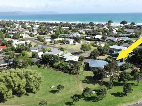 116 Pinewood Court, Matarangi