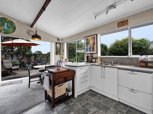 26 High Street East, Waitara