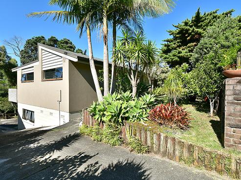 55 Stapleford Crescent, Browns Bay