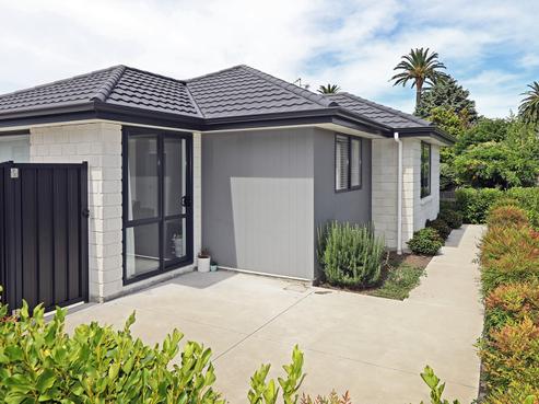42A Kennedy Road, Napier South
