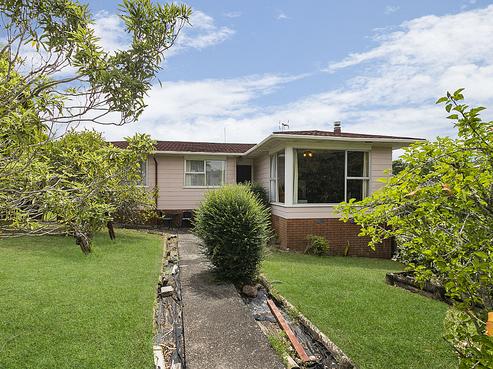 18 Bellringer Road, Massey