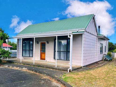 8 Edinburgh Street, Dannevirke