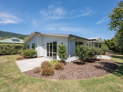 21 Hart Road, Richmond