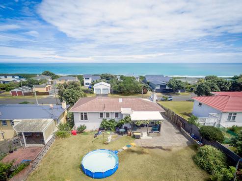 112 Karaka Street, Castlecliff