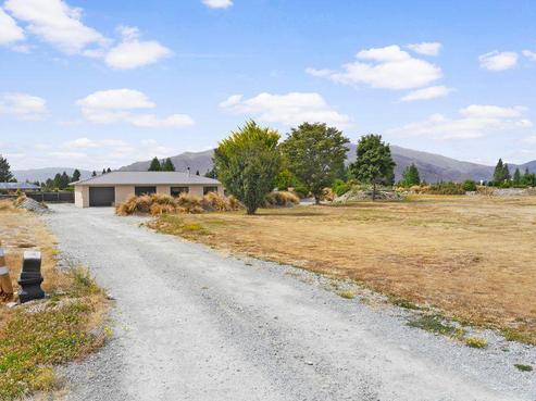 9 The Drive, Twizel