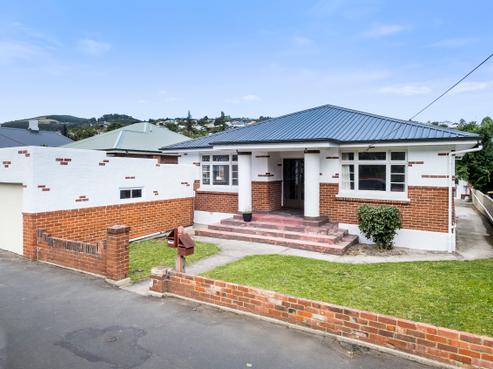90 North Road, North East Valley