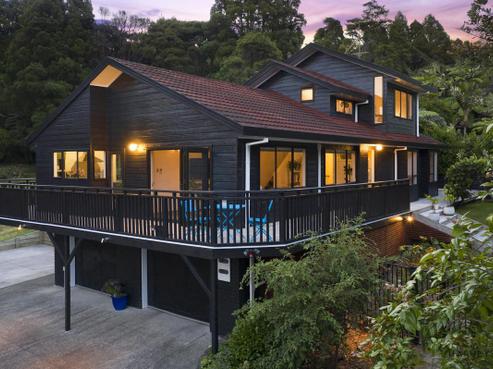 12 Rimu Road, Oratia