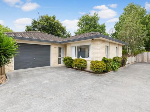 35B Onslow Road, Papakura