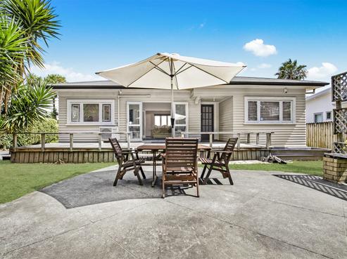 51 Great South Road, Papakura
