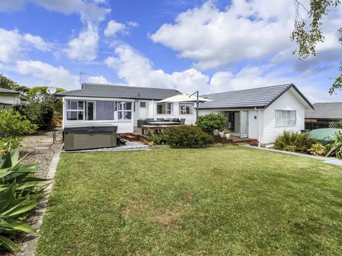 80 Weatherly Road, Torbay