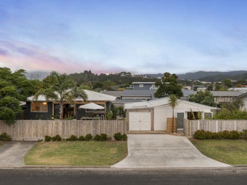 105 Bell Street, Whangamata