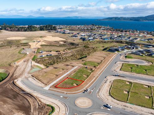 42 Wai Terrace, Wharewaka