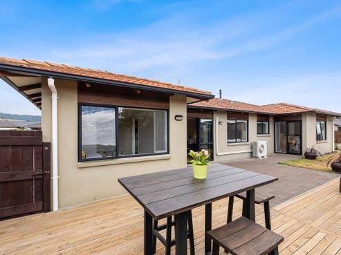 2 Central Park, Paraparaumu Beach