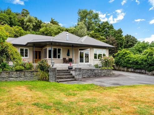 72 Heretaunga Square, Silverstream