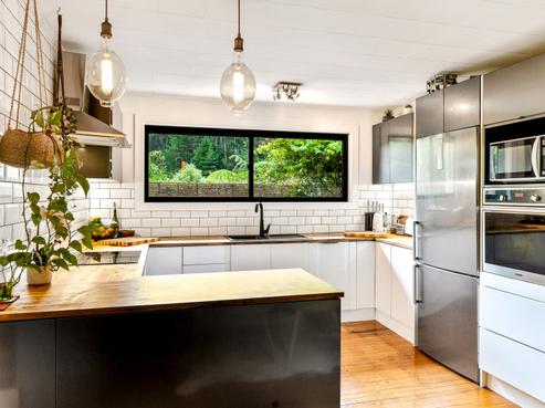 136A Pinehaven Road, Pinehaven
